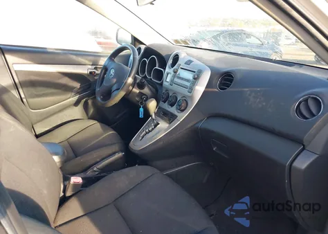 2010 Toyota Matrix z USA, uszkodzony, nr VIN 2T1KU4EE7AC265580